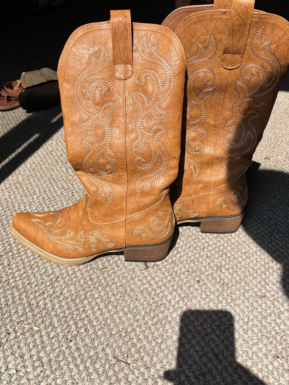 Rollda Tan cowboy boots